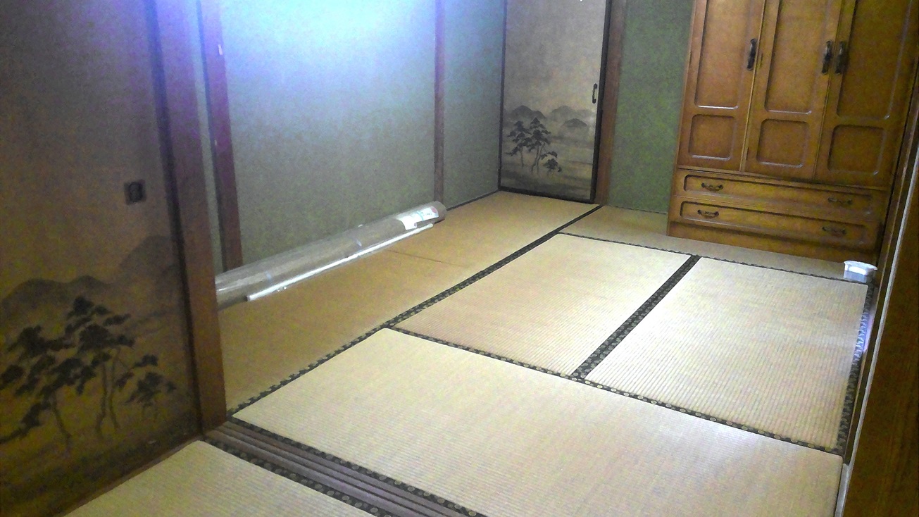 居間