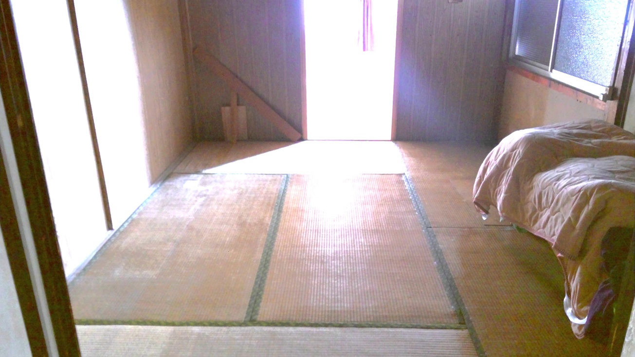 居間