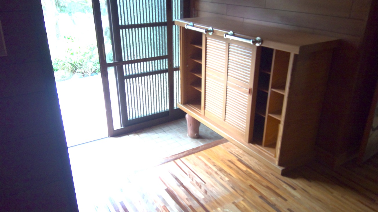 居間