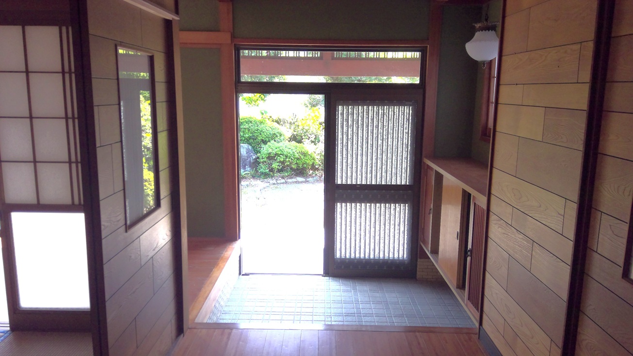 居間