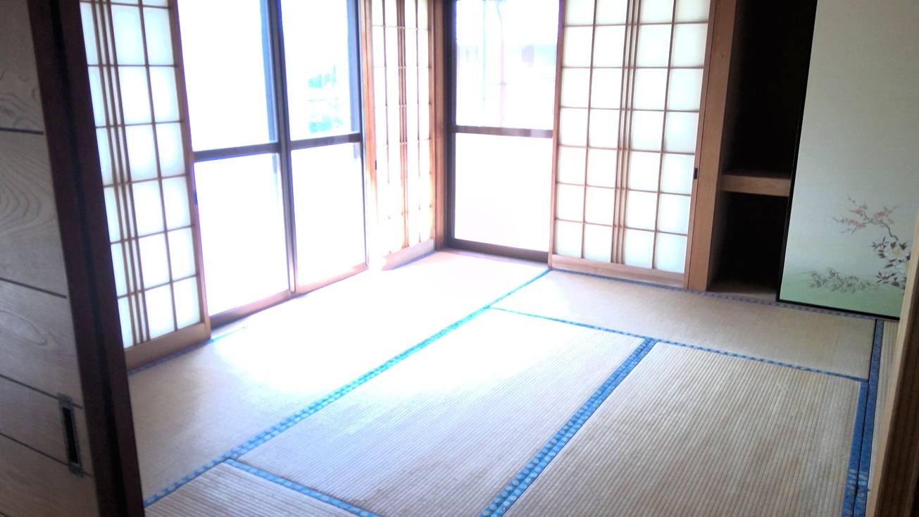 居間