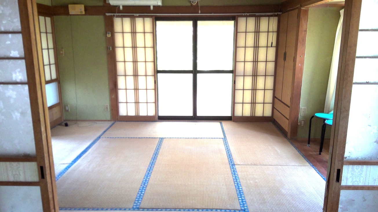 居間