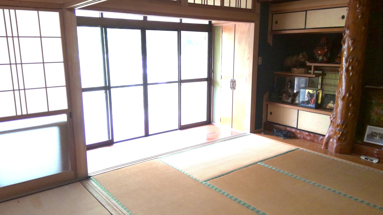 居間