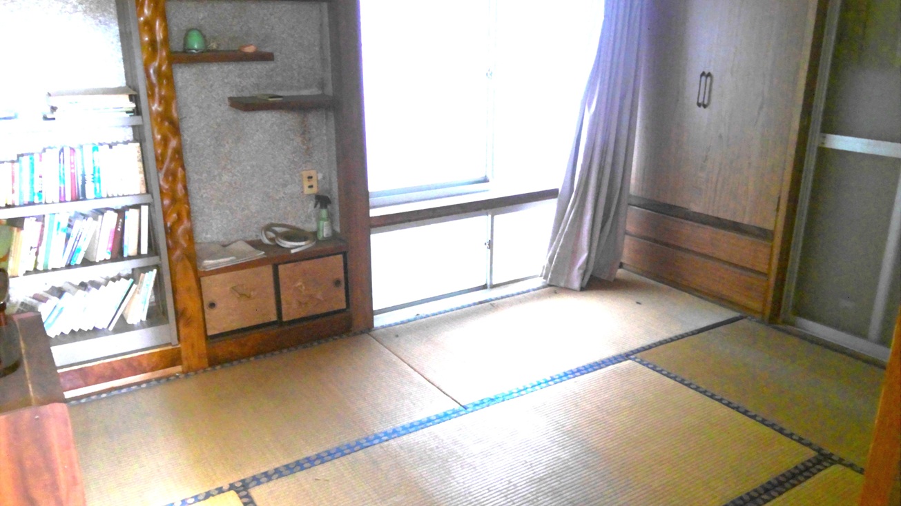 居間
