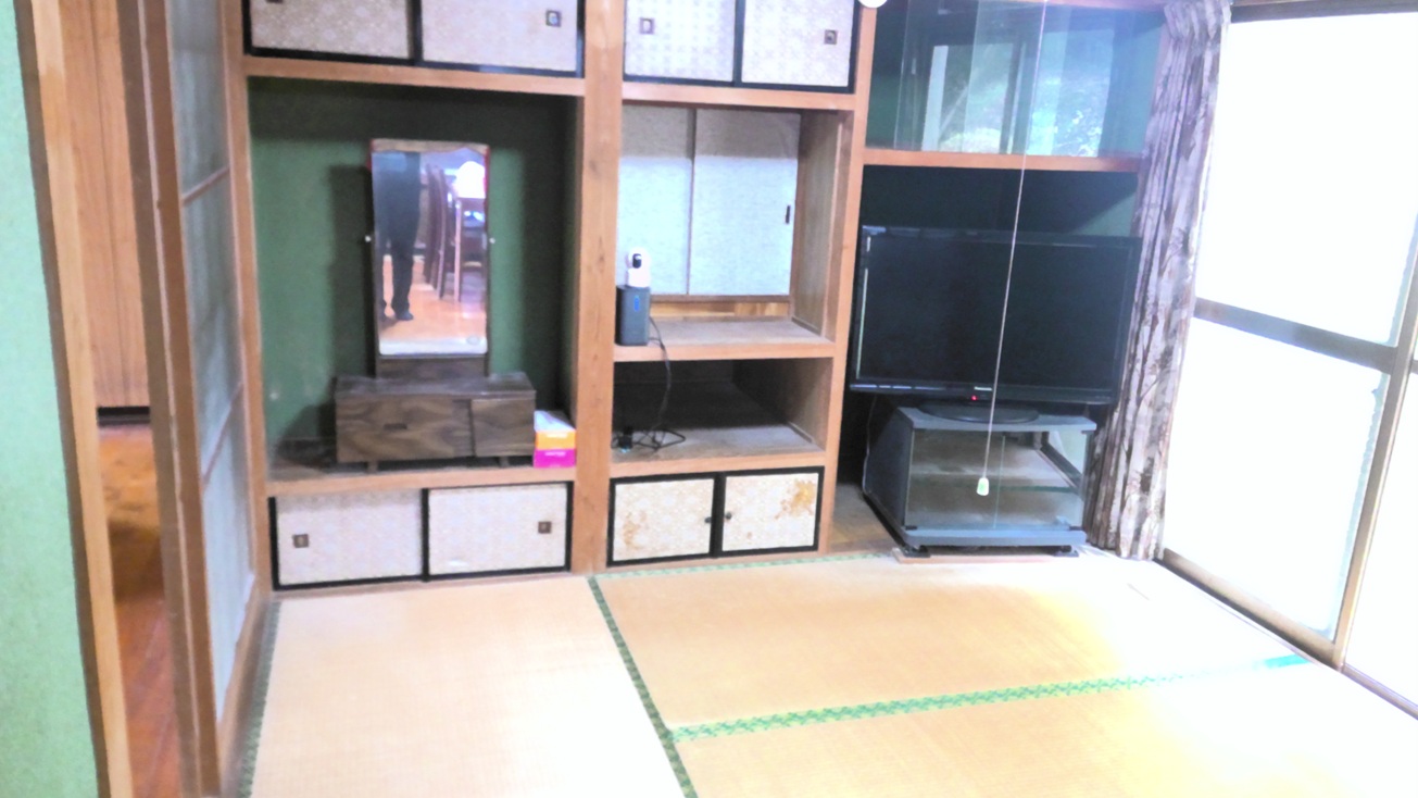 居間