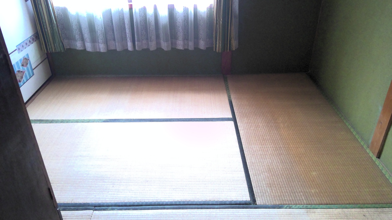 居間