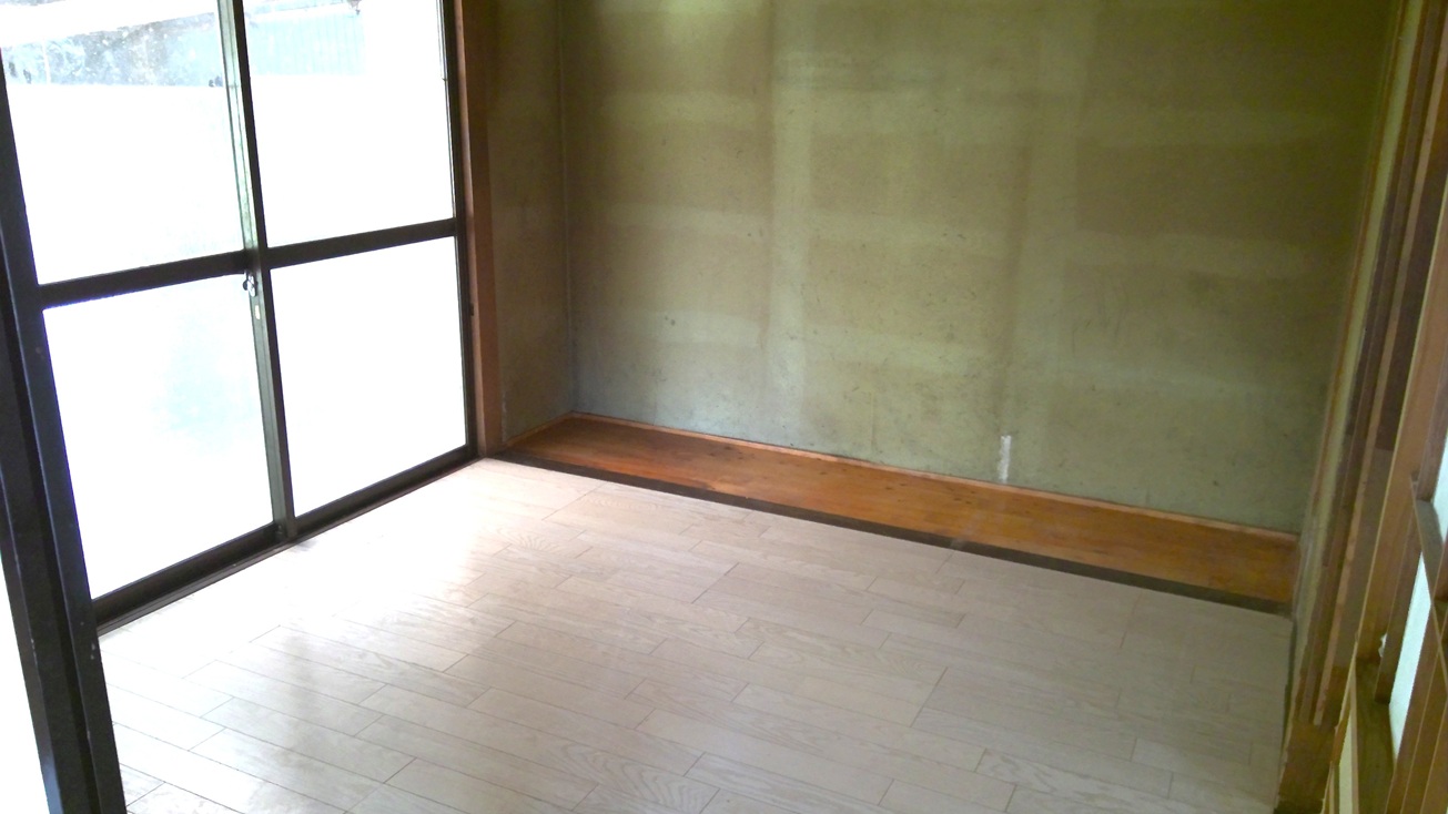 居間