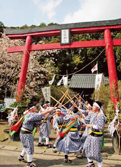 宮下桜迫神社の棒踊り