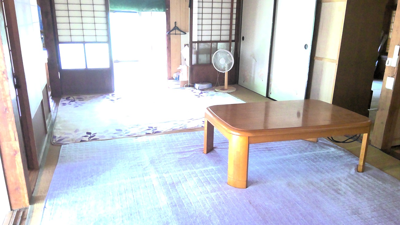 居間