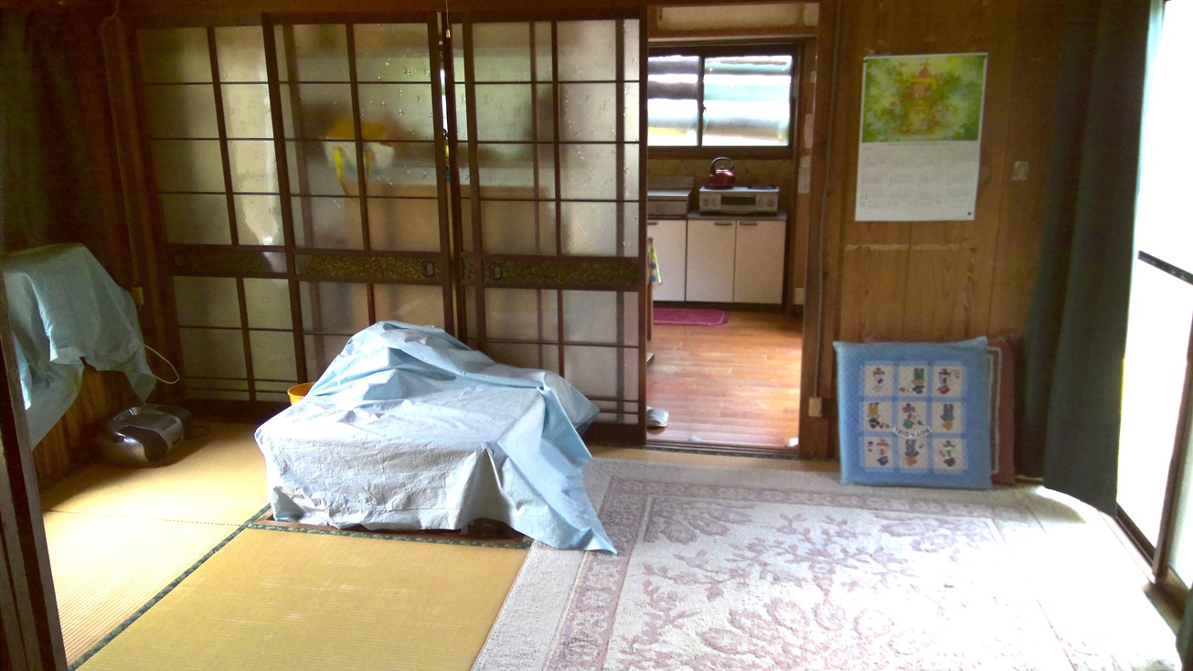 居間
