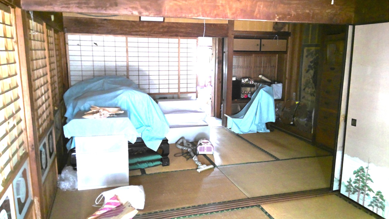 居間