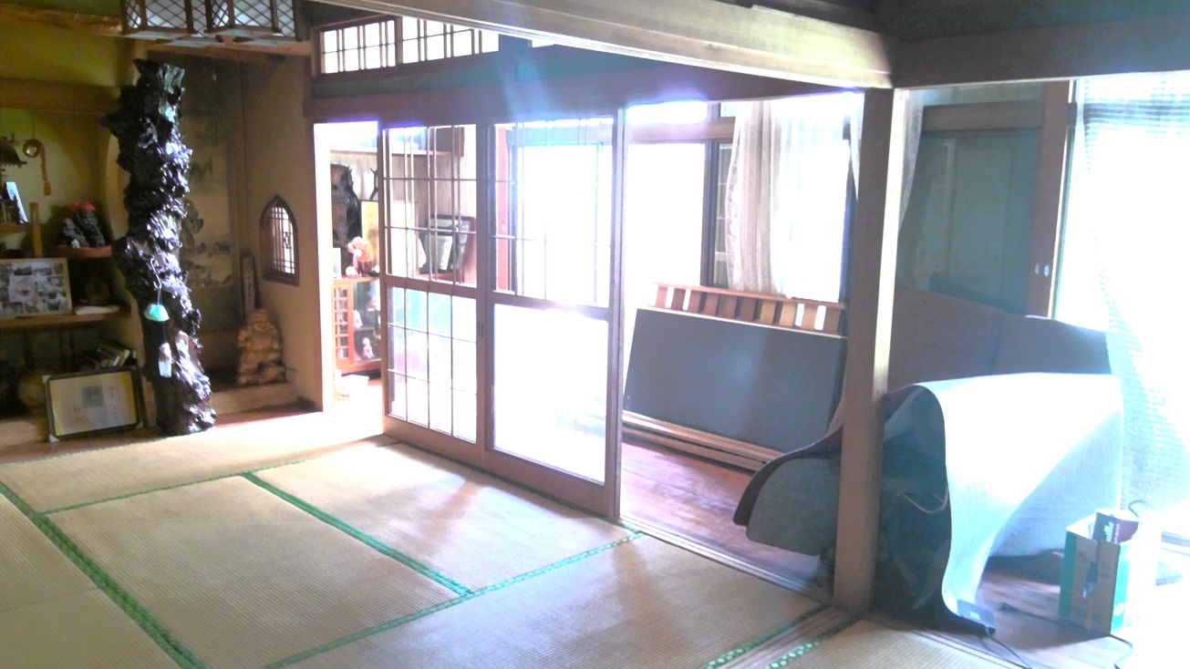 居間