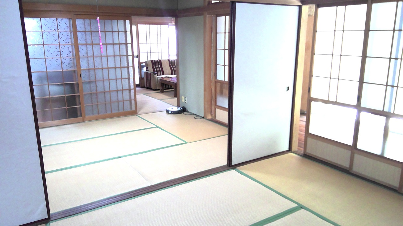 居間