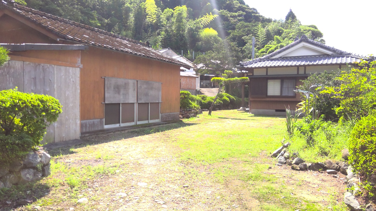 居間