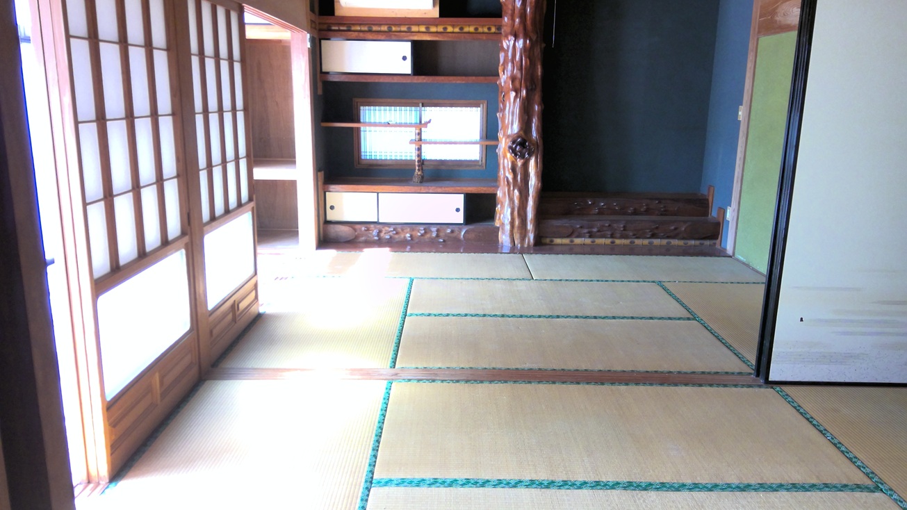 detached 高山（新富）