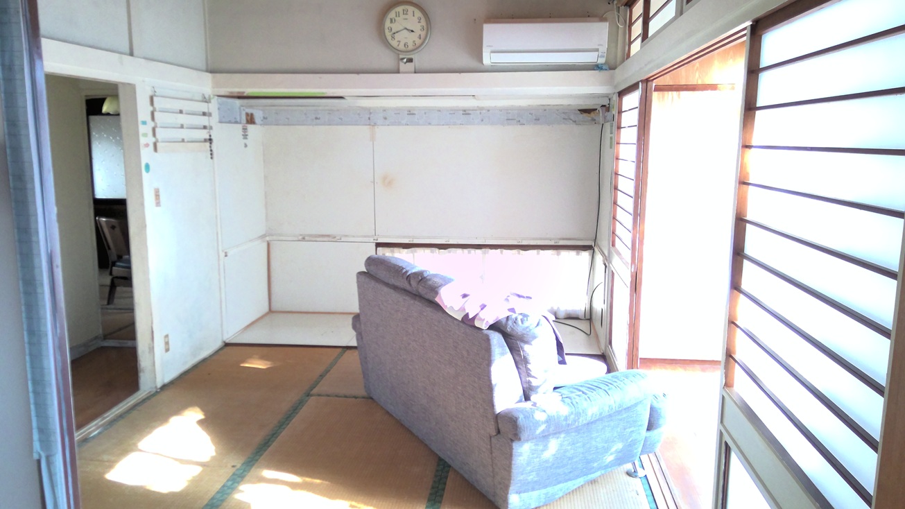 居間