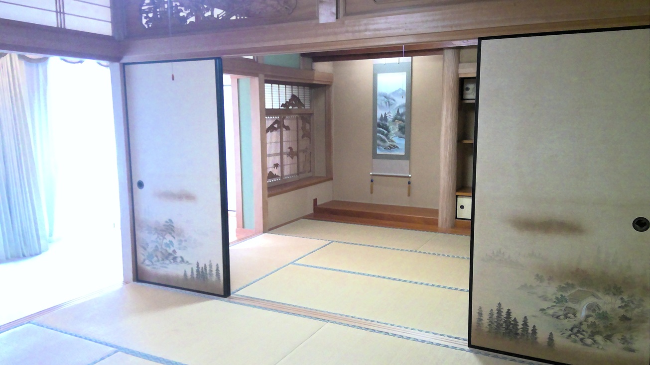 居間
