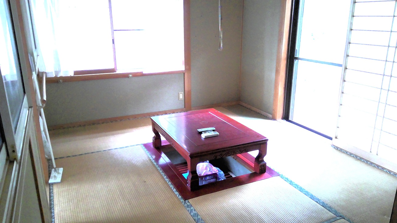 居間