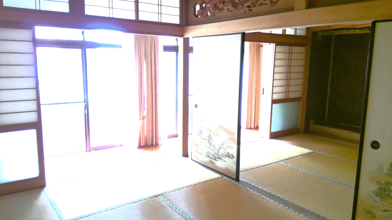 居間