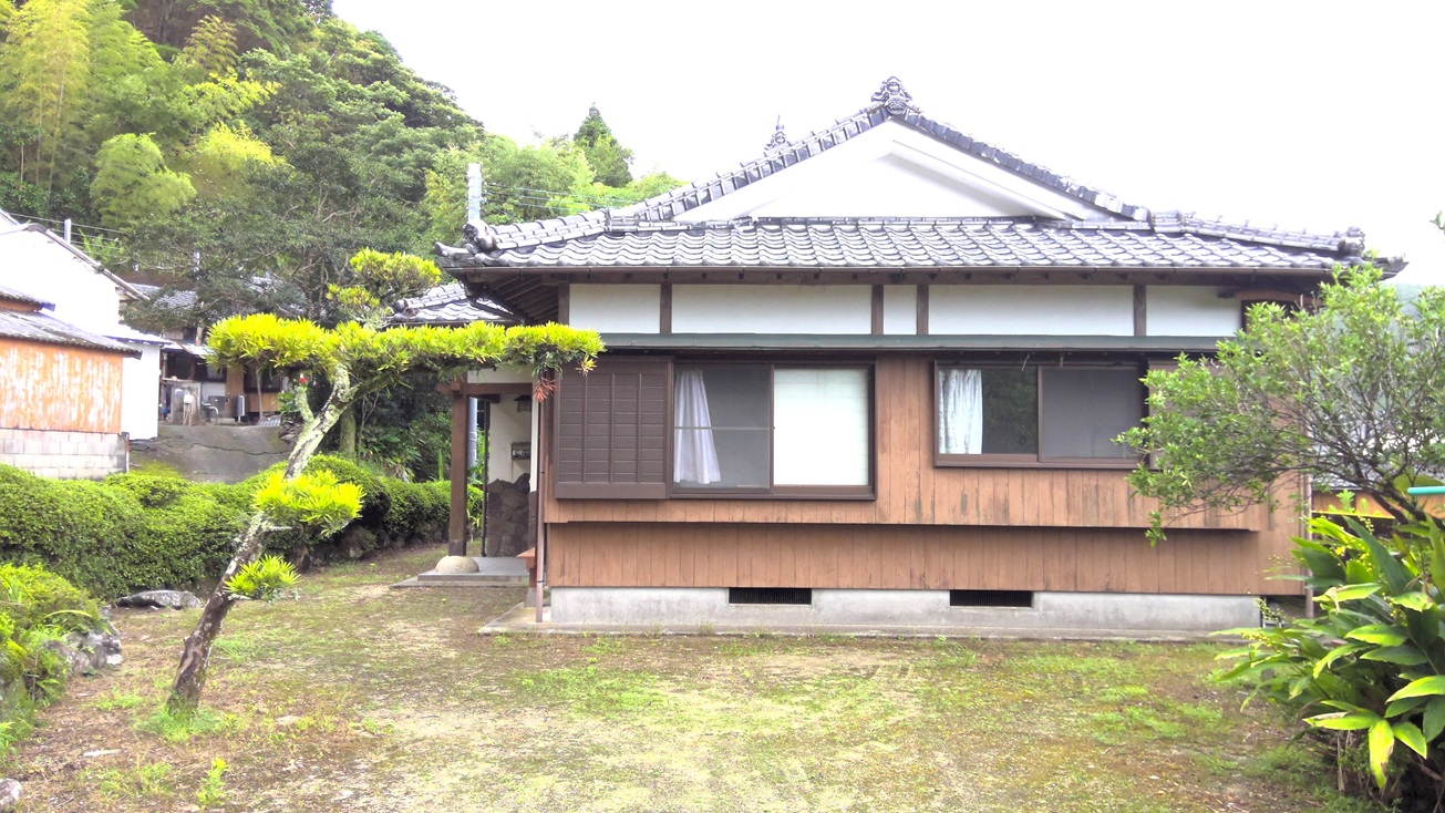 居間