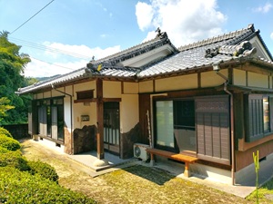 居間