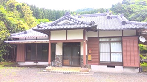 居間