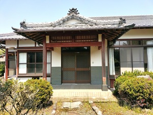 居間